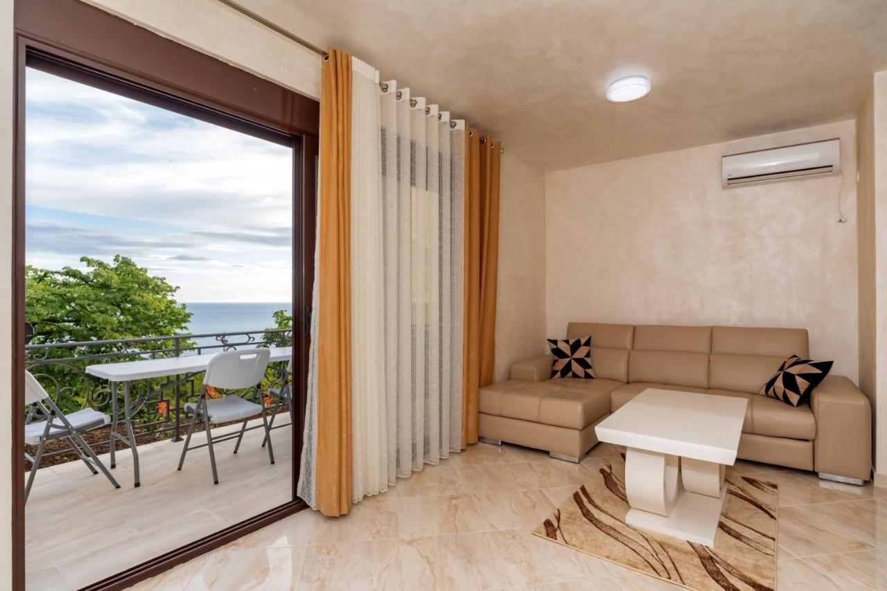 Kaom Lux Apartment Dobra Voda Exterior photo