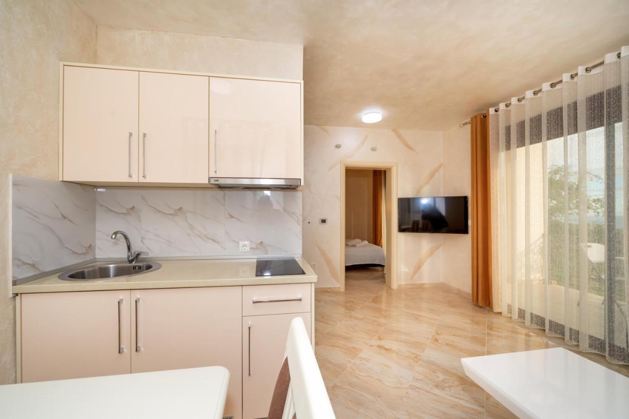 Kaom Lux Apartment Dobra Voda Exterior photo