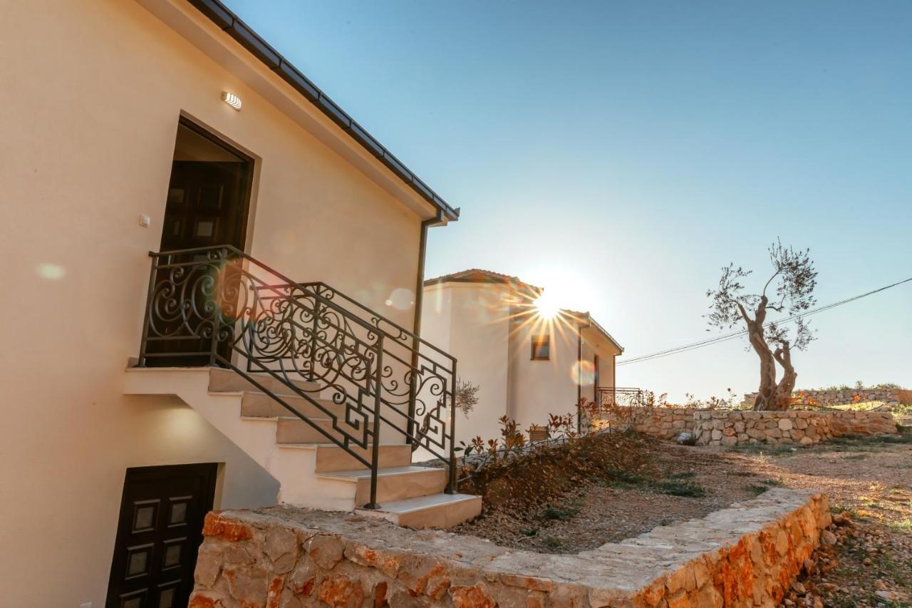 Kaom Lux Apartment Dobra Voda Exterior photo