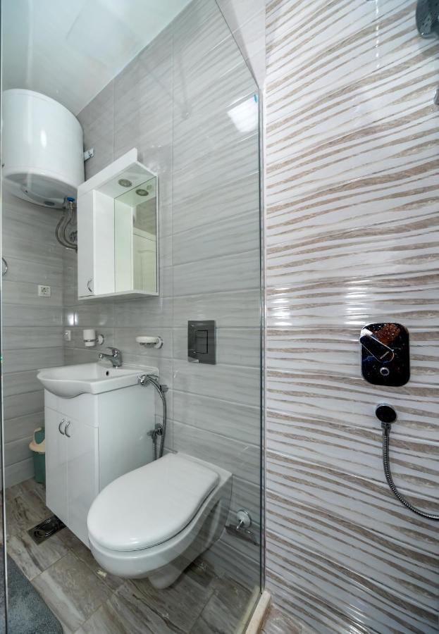 Kaom Lux Apartment Dobra Voda Exterior photo